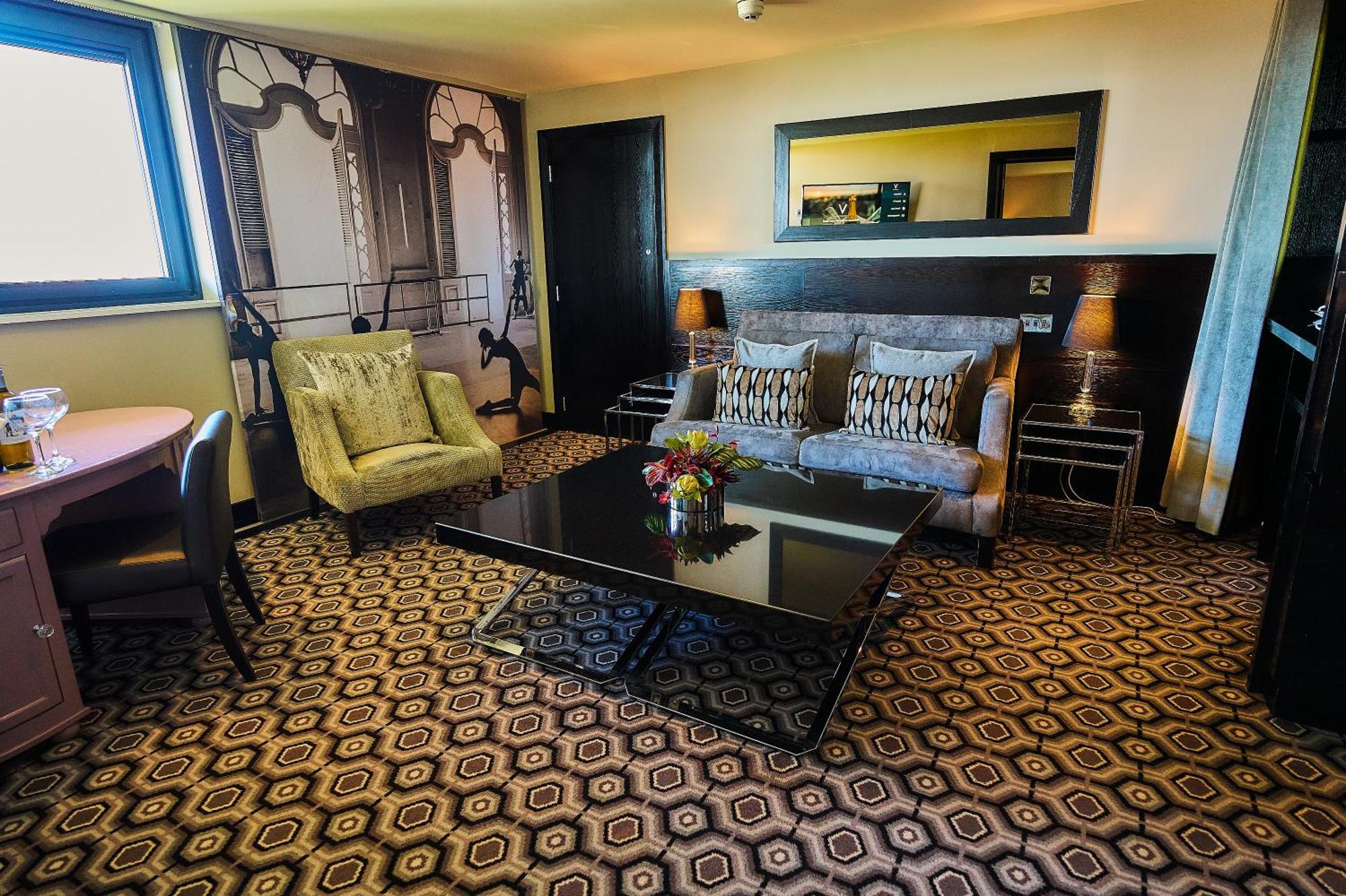 The Vincent Hotel Southport Buitenkant foto