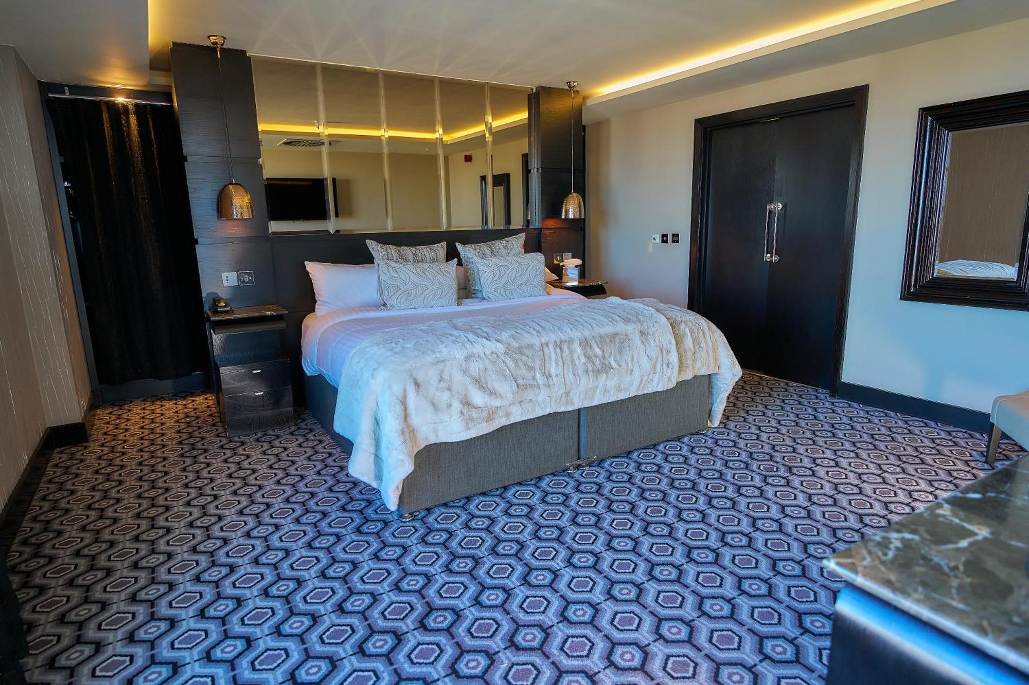 The Vincent Hotel Southport Buitenkant foto